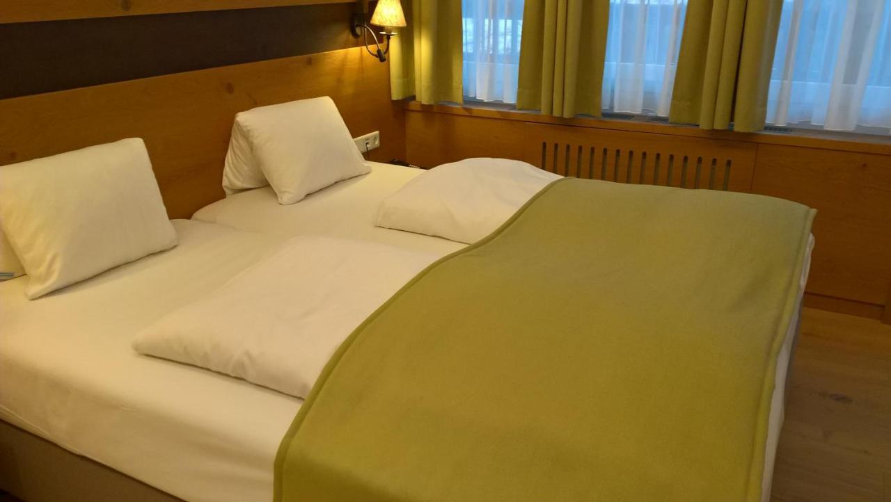 Romantikhotel Die Gersberg Alm Salzburg Exterior foto